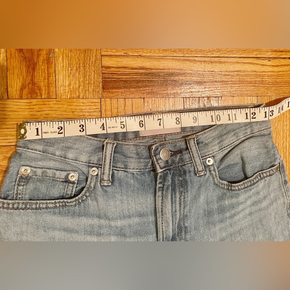 Everlane The Super-Soft Relaxed Jean, Size 24, Light Vintage - Picture 7 of 7